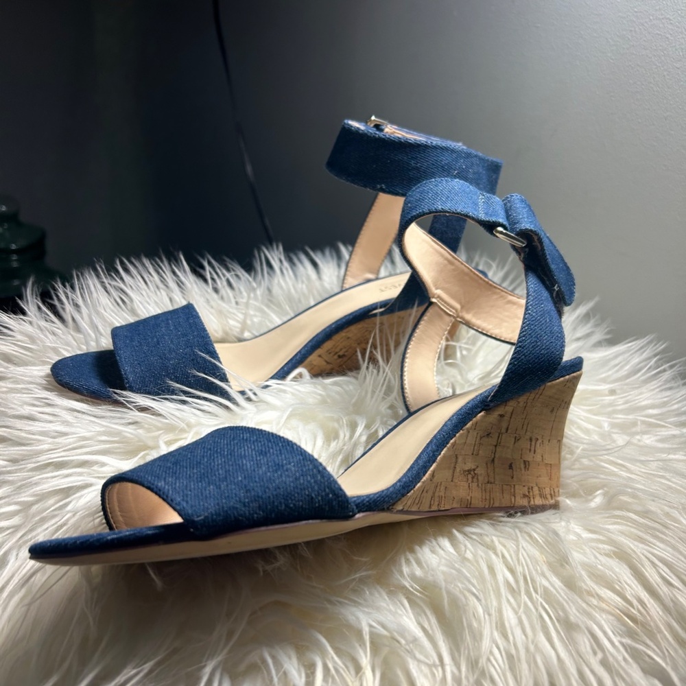 Nine West Denim Wedge Sandal with Ankle Strap. Size 10. - Picture 2 of 2